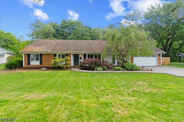 21 Carteret St, West Milford Twp., NJ 07480