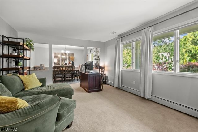 21 Carteret St, West Milford Twp., NJ 07480