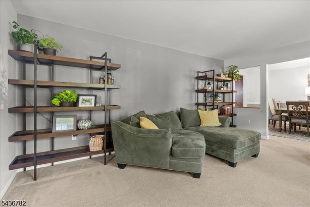 21 Carteret St, West Milford Twp., NJ 07480