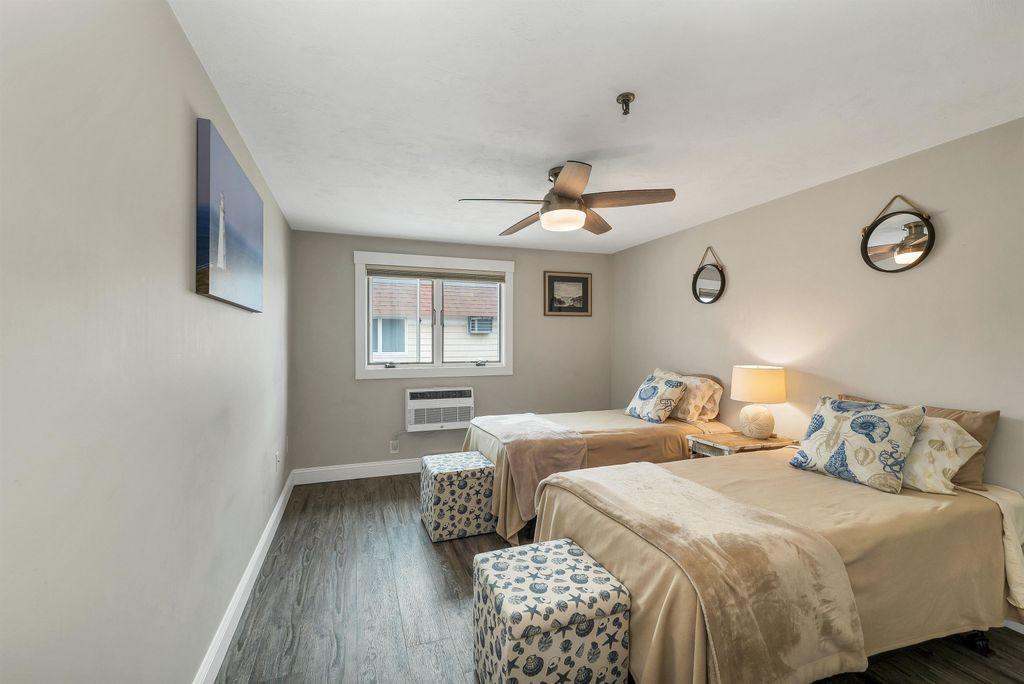 Image 18 of property listing at 407 Ocean Blvd Unit B10, Hampton, NH 03842