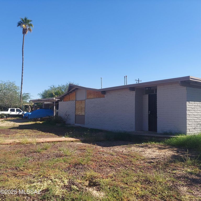 3402 E 27th Street, Tucson, AZ 85713