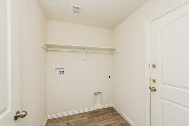 2031 Clay Street, Mabank, TX 75147