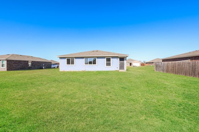 2031 Clay Street, Mabank, TX 75147