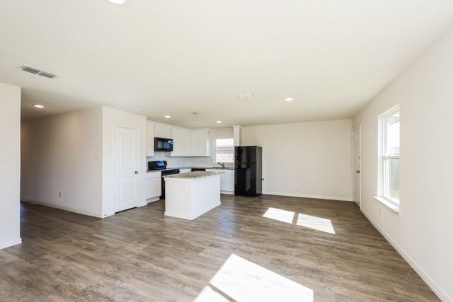 2031 Clay Street, Mabank, TX 75147