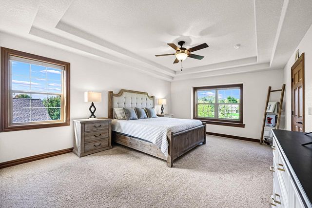 N25W27171 Orchard LANE, Pewaukee, WI 53072
