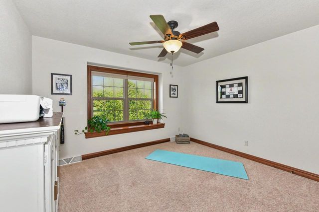 N25W27171 Orchard LANE, Pewaukee, WI 53072