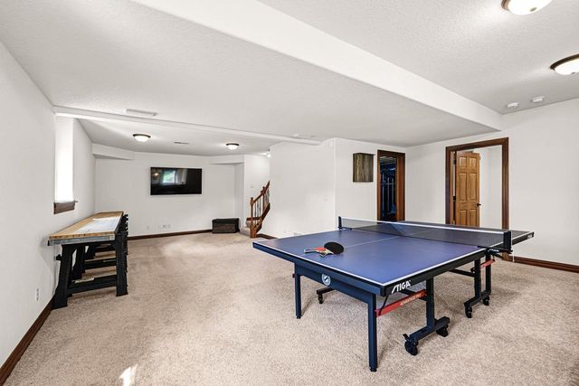 N25W27171 Orchard LANE, Pewaukee, WI 53072