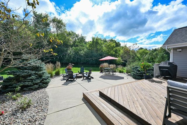 N25W27171 Orchard LANE, Pewaukee, WI 53072