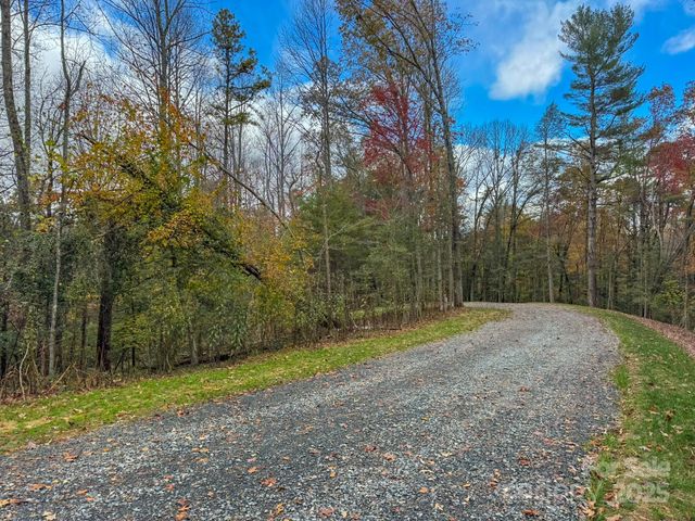 000 Reserve Way 11, Hendersonville, NC 28739