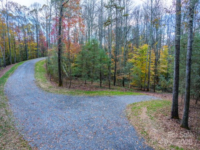 000 Reserve Way 11, Hendersonville, NC 28739