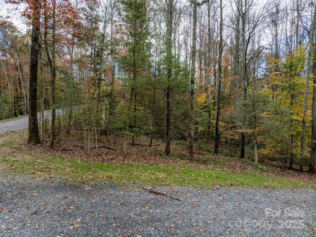 000 Reserve Way 11, Hendersonville, NC 28739