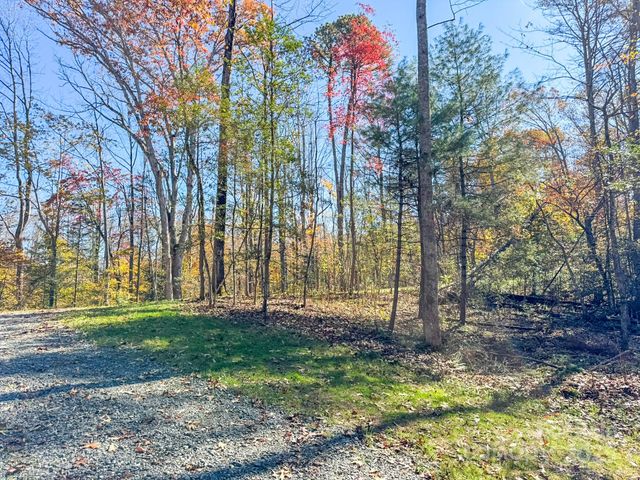 000 Reserve Way 11, Hendersonville, NC 28739