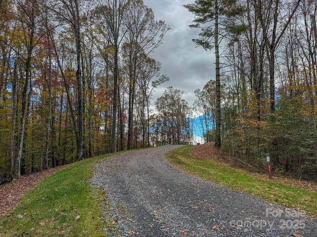 000 Reserve Way 11, Hendersonville, NC 28739