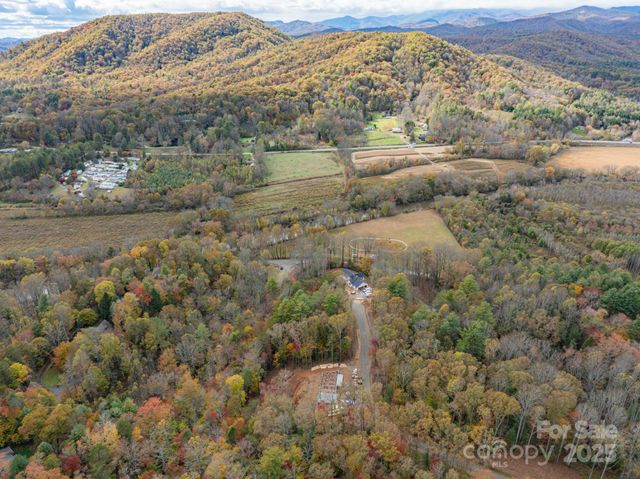000 Reserve Way 11, Hendersonville, NC 28739