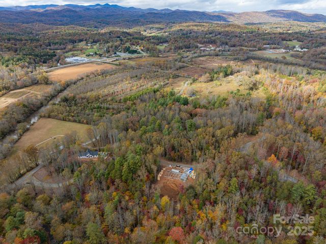 000 Reserve Way 11, Hendersonville, NC 28739