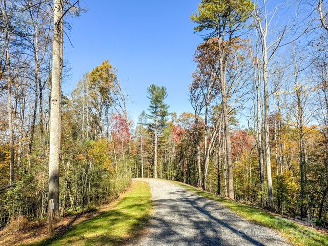 000 Reserve Way 11, Hendersonville, NC 28739