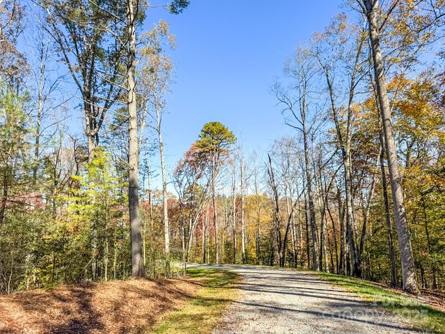 000 Reserve Way 11, Hendersonville, NC 28739