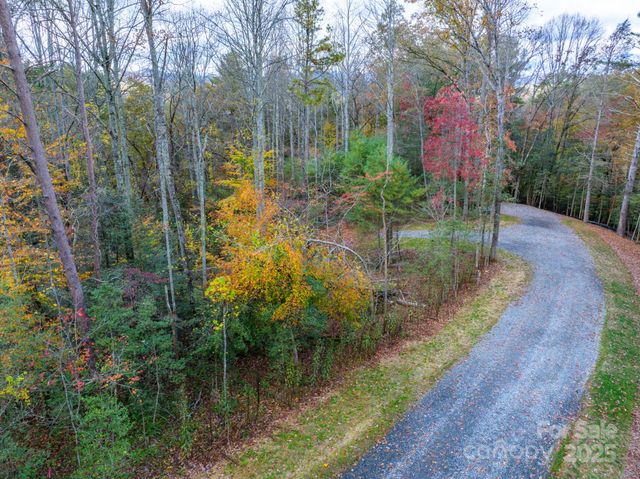 000 Reserve Way 11, Hendersonville, NC 28739