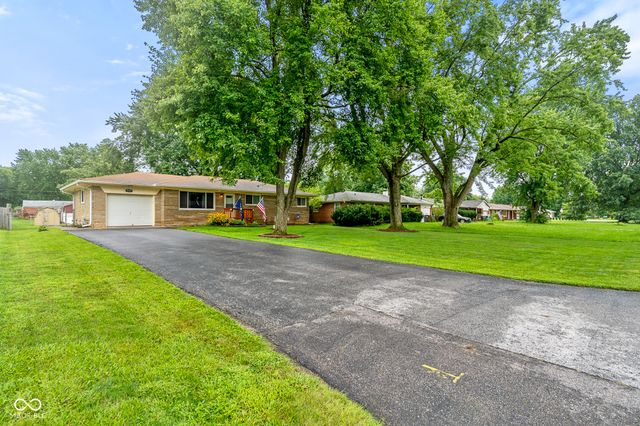 4949 Brehob, Indianapolis, IN 46217