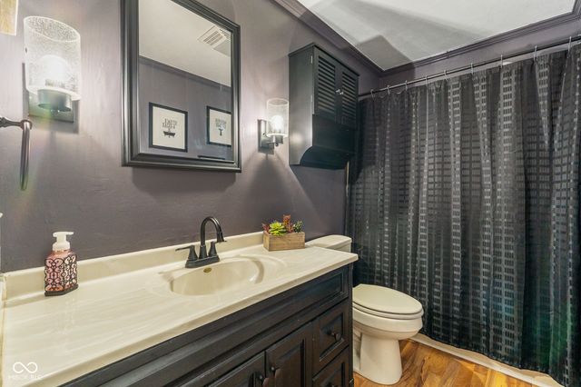 4949 Brehob, Indianapolis, IN 46217