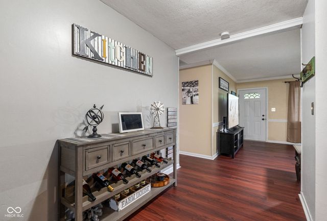 4949 Brehob, Indianapolis, IN 46217