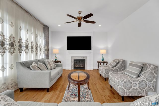 1168 Hartford Turnpike, North Haven, CT 06473