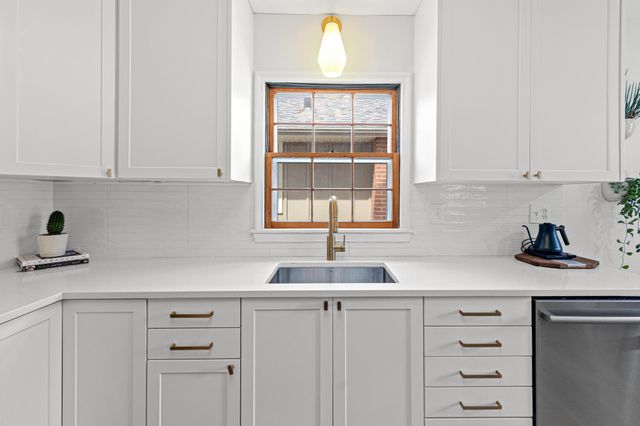 5520 Bryant Avenue S, Minneapolis, MN 55419