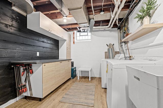 5520 Bryant Avenue S, Minneapolis, MN 55419