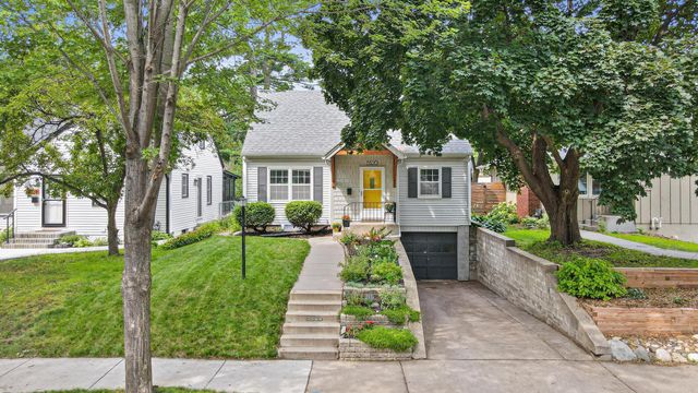 5520 Bryant Avenue S, Minneapolis, MN 55419