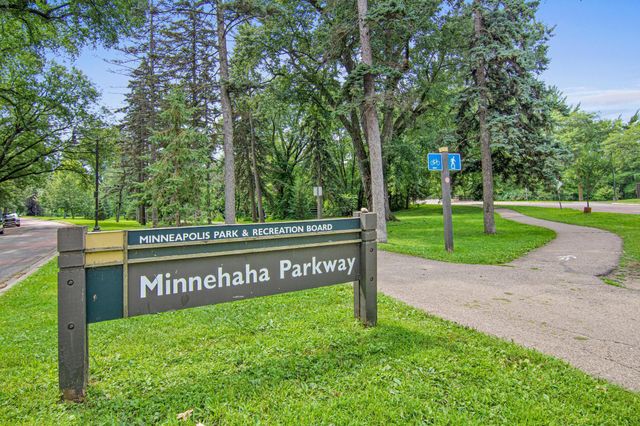 5520 Bryant Avenue S, Minneapolis, MN 55419