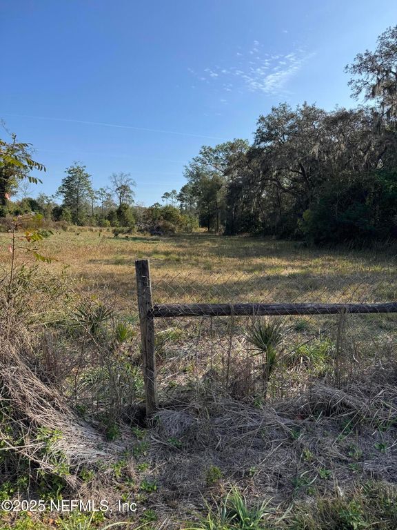 102 GREENVILLE Road, Pomona Park, FL 32181