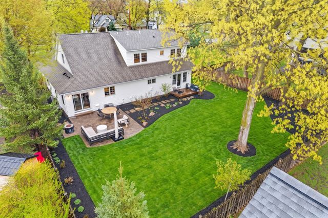 225 Broadway Avenue N, Wayzata, MN 55391