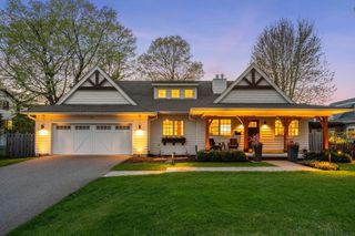 225 Broadway Avenue N, Wayzata, MN 55391