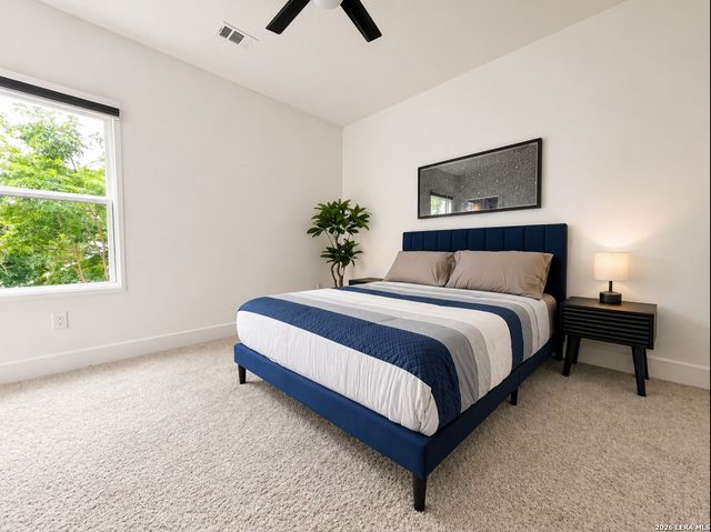 711 S Olive St Unit 101, San Antonio, TX 78203