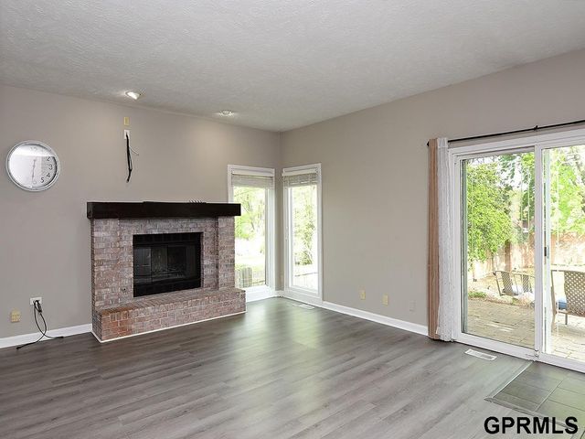 16130 Parker Street, Omaha, NE 68118