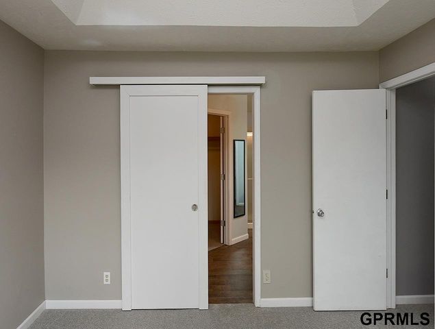 16130 Parker Street, Omaha, NE 68118
