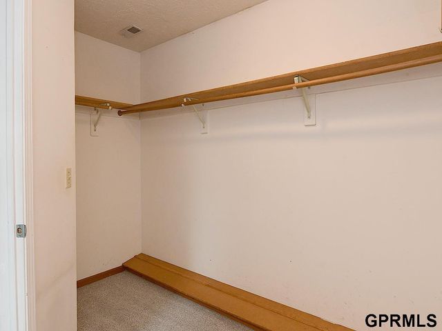 16130 Parker Street, Omaha, NE 68118