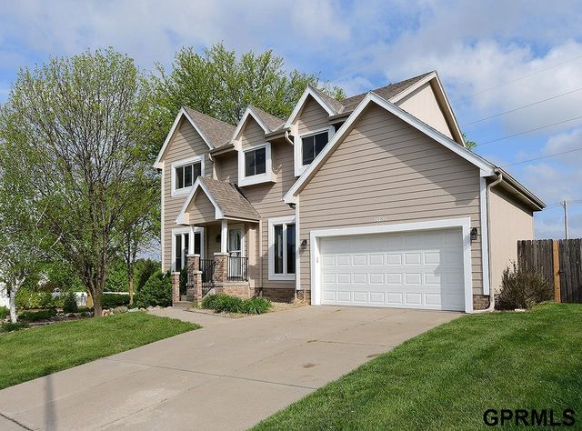 16130 Parker Street, Omaha, NE 68118