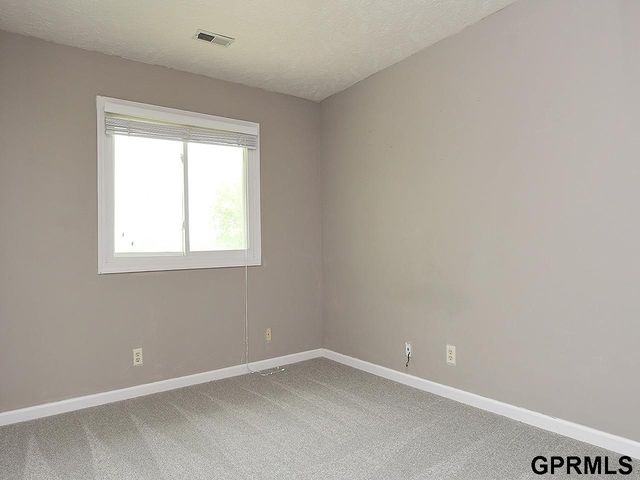 16130 Parker Street, Omaha, NE 68118
