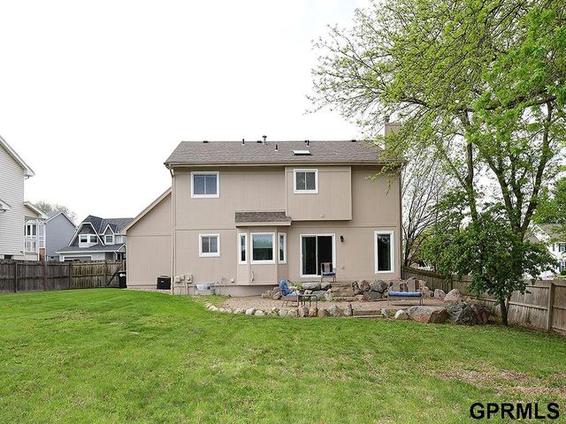 16130 Parker Street, Omaha, NE 68118