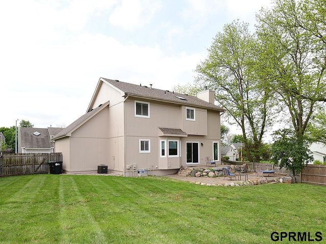 16130 Parker Street, Omaha, NE 68118