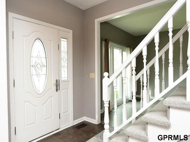 16130 Parker Street, Omaha, NE 68118