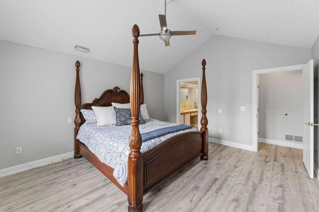 6366 Mission Hills Place, Westerville, OH 43082