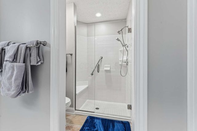 6366 Mission Hills Place, Westerville, OH 43082