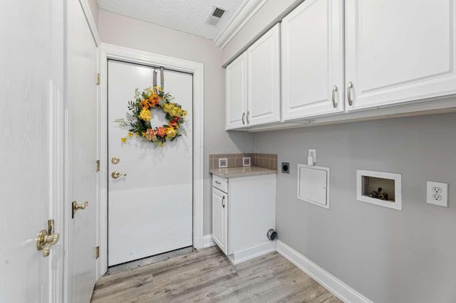6366 Mission Hills Place, Westerville, OH 43082