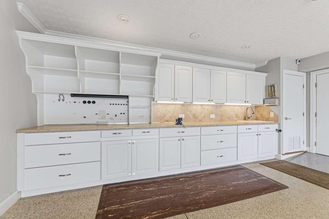 6366 Mission Hills Place, Westerville, OH 43082