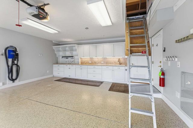 6366 Mission Hills Place, Westerville, OH 43082