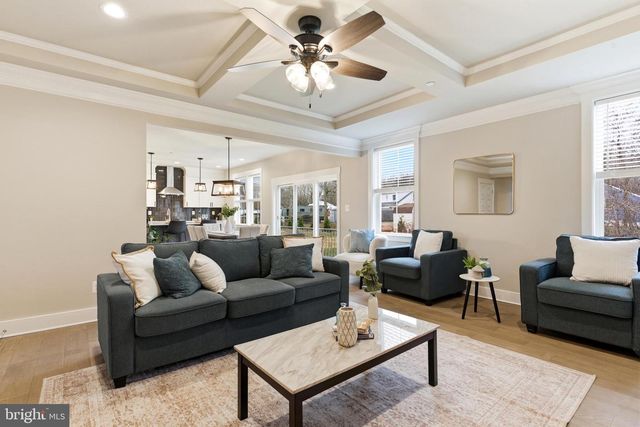 2034 WILLIAM AVE, Essex, MD 21221