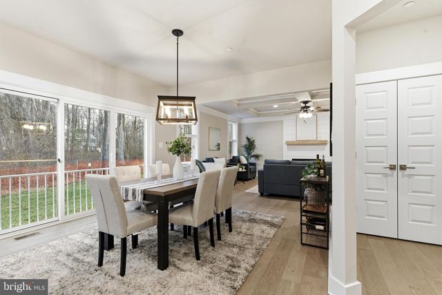 2034 WILLIAM AVE, Essex, MD 21221