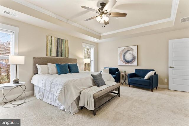 2034 WILLIAM AVE, Essex, MD 21221